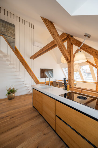 Realizace Drevene Podlahy V Podkrovnim Bytu 4 Scaled